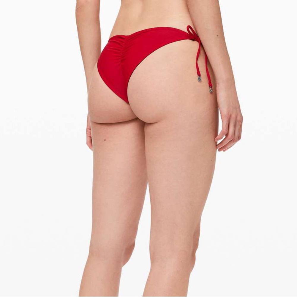 lululemon Sun Soaker reversible cheeky string bikini bottom, Dark Red, 4-6, rare